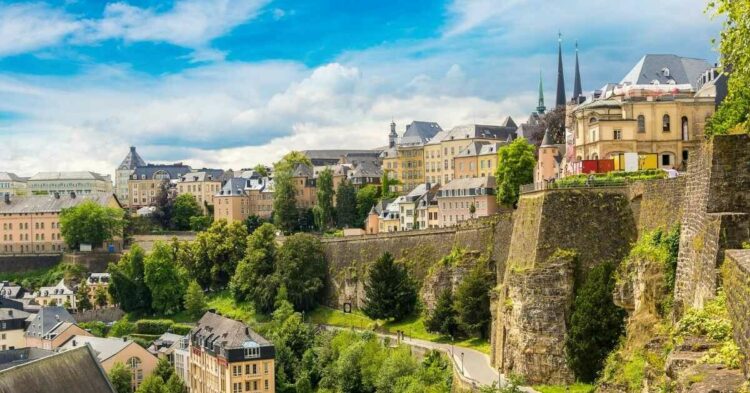 Escápate a Luxemburgo: Vuelos de ida y vuelta desde 44€