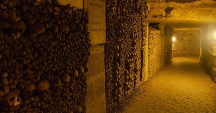 Sigue leyendo Catacumbas de París: Guía completa para visitar el laberinto subterráneo