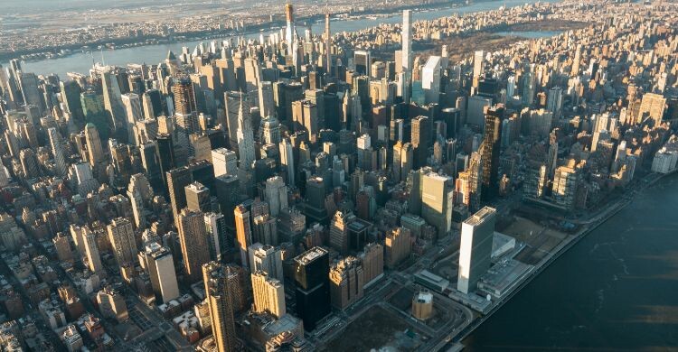 Las calles que recorre la Maratón de Nueva York son únicas (Canva)