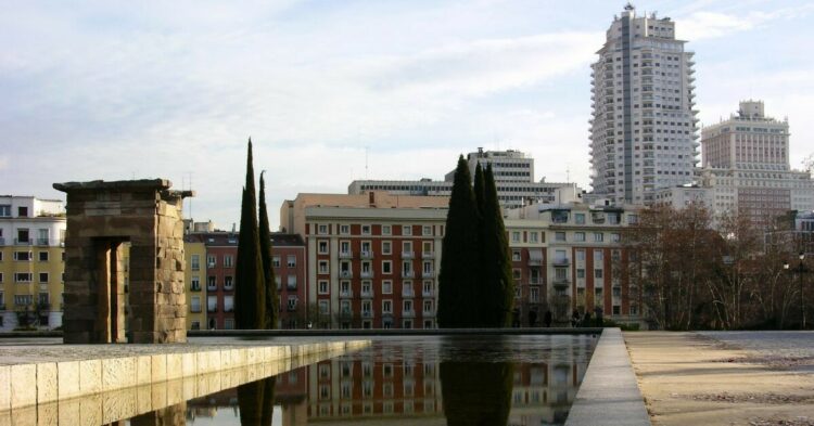 Sigue leyendo Los 7 lugares más románticos de Madrid para una pedida de mano