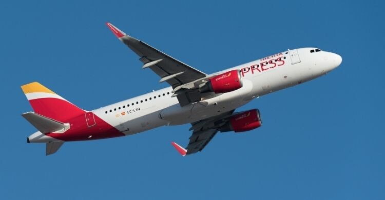 Avion Express y Eurowings dos aerolíneas bajo la lupa (Adobe Stock)