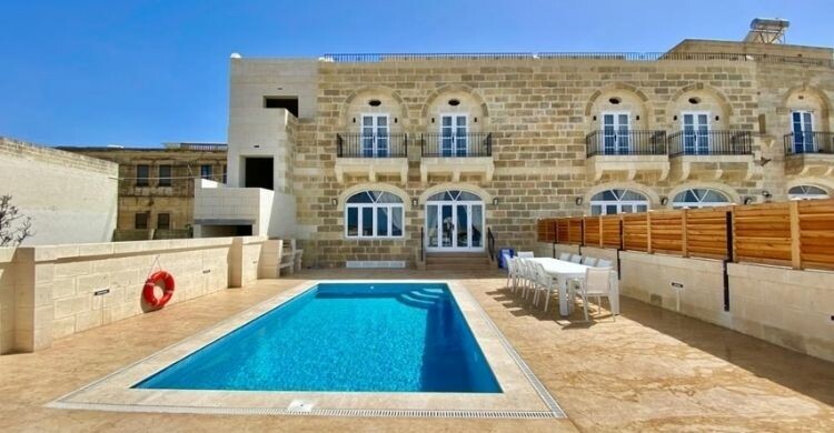 Sliema Creek Suites (skyscanner)