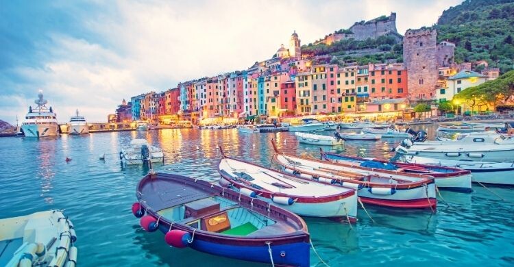 Ofertas de vuelos oporto (Adobe Stock)