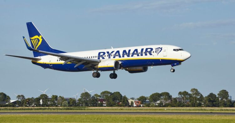 Sigue leyendo Ryanair lanza 10 millones de vuelos en oferta para 2026: desde 16,99 euros