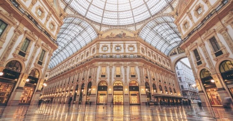 Escápate a Milán (Adobe Stock)
