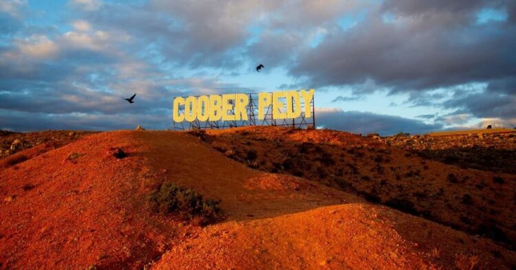 Sigue leyendo Coober Pedy: El pueblo de Australia donde 3.000 personas viven bajo tierra