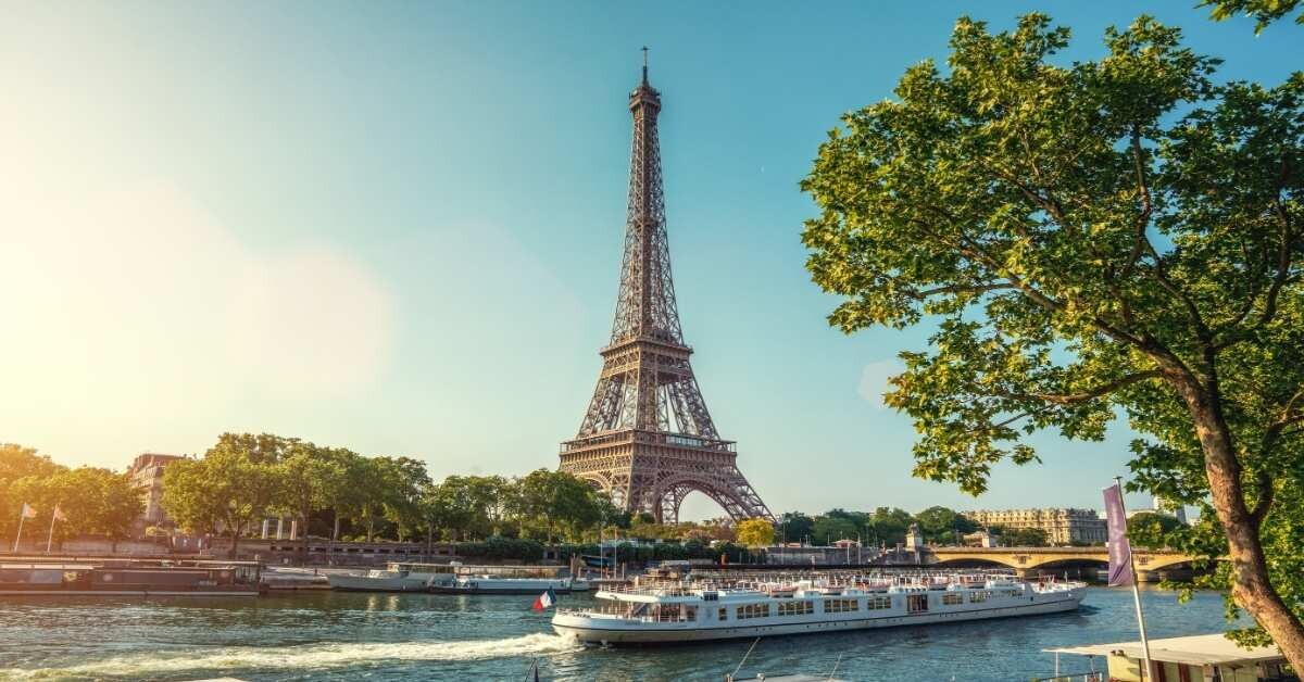 Mira la oferta Escápate a París: Vuelos de ida y vuelta desde 59€