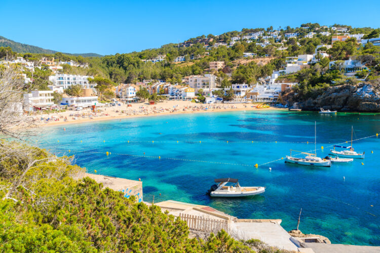 Escápate a Ibiza (Adobe Stock)