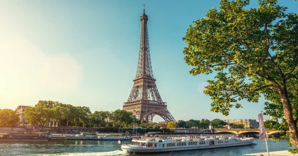 Mira la oferta Escápate a París: Vuelos de ida y vuelta desde 44€