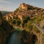 Alquézar: El pueblo medieval de Huesca con pasarelas sobre el río