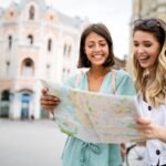 Cómo viajar con tranquilidad en temporadas de alta demanda turística